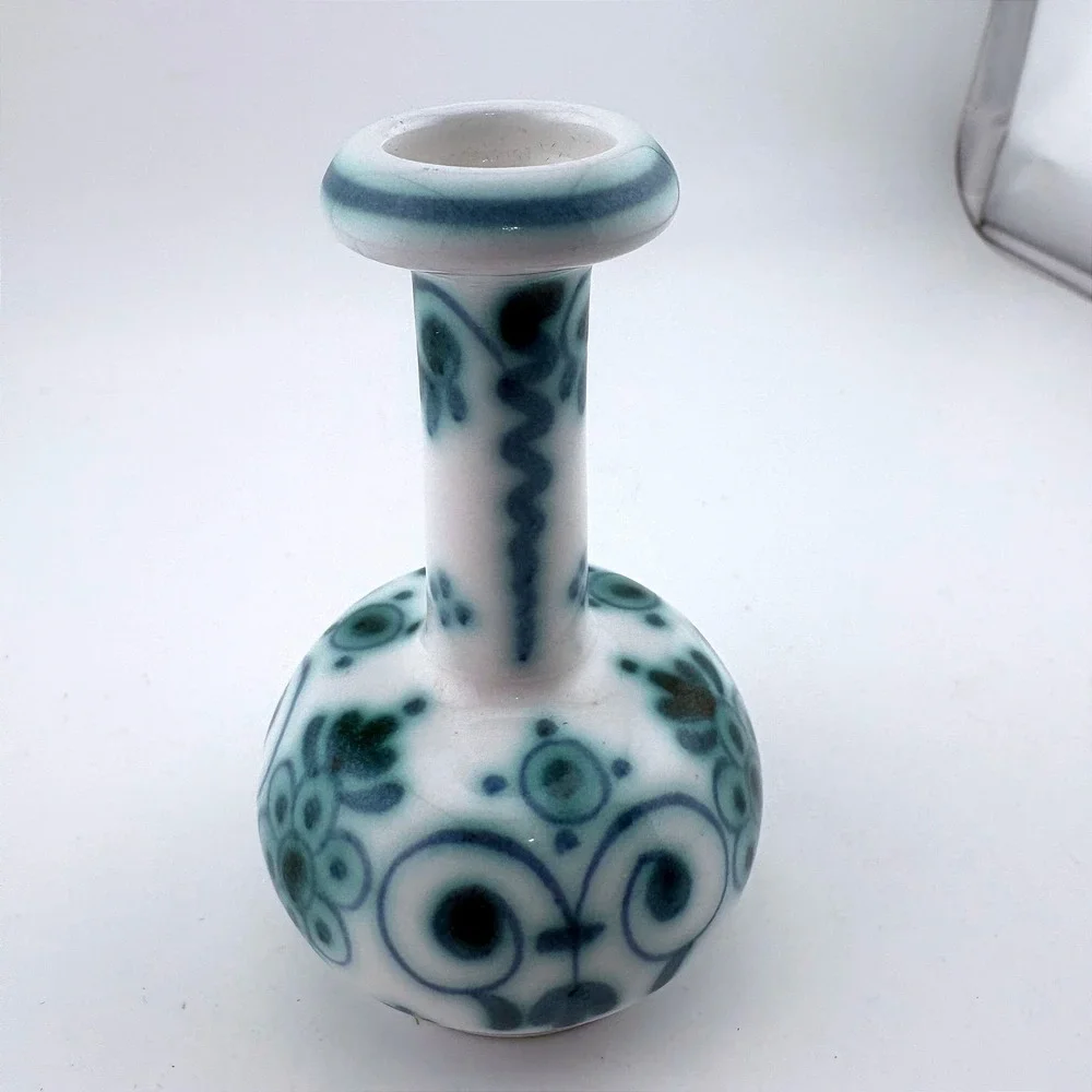 Rare Vintage Delft Delvert Pattern Hand Painted Ceramic Bud Vase 1970